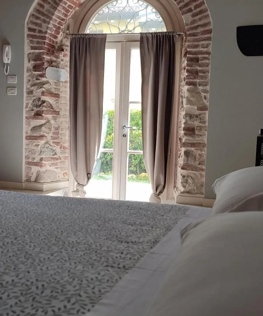 La Piana Bed & Breakfast Monzambano 0*,
